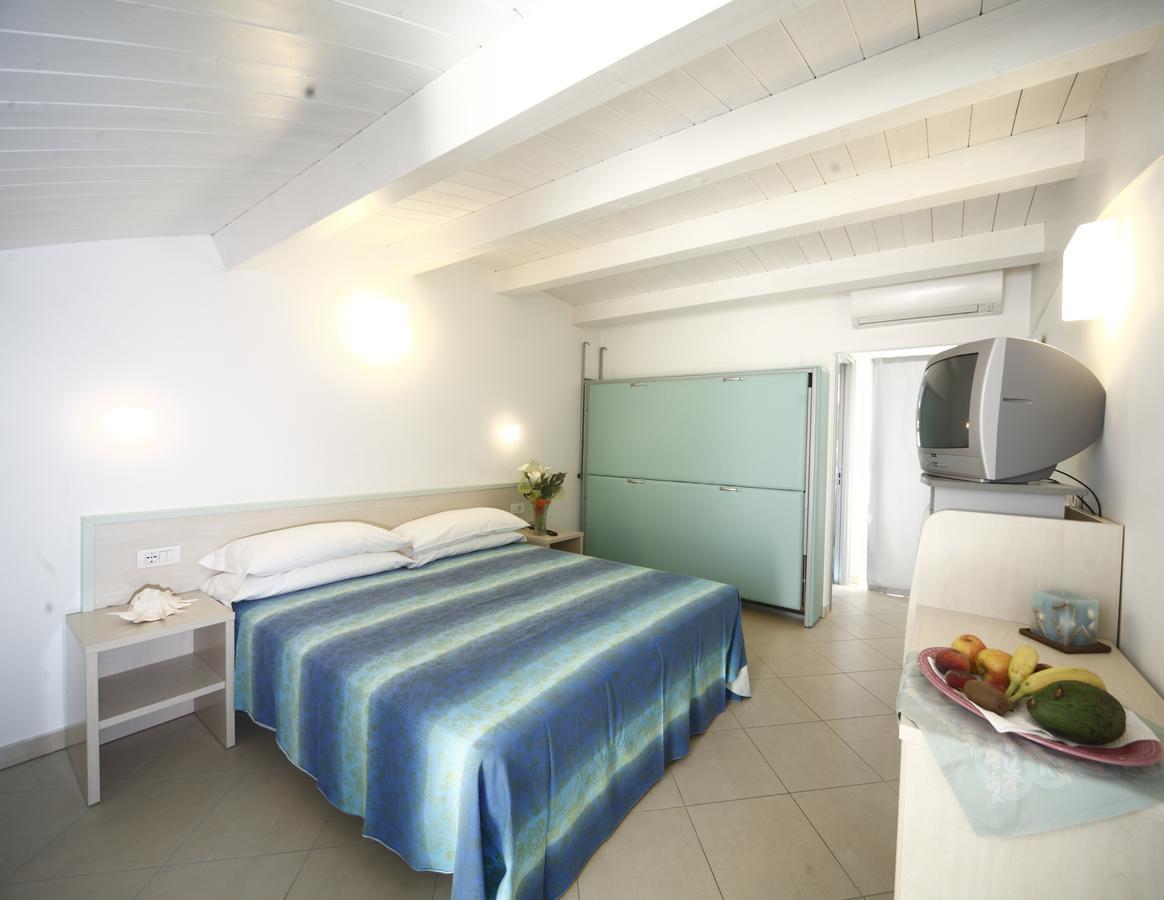 Hotel Lara Riccione Esterno foto